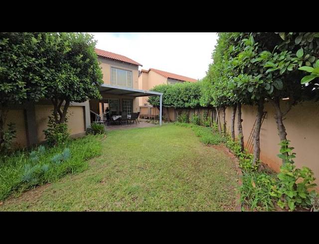 2 BEDROOM TOWNHOUSE FOR SALE IN ANNLIN